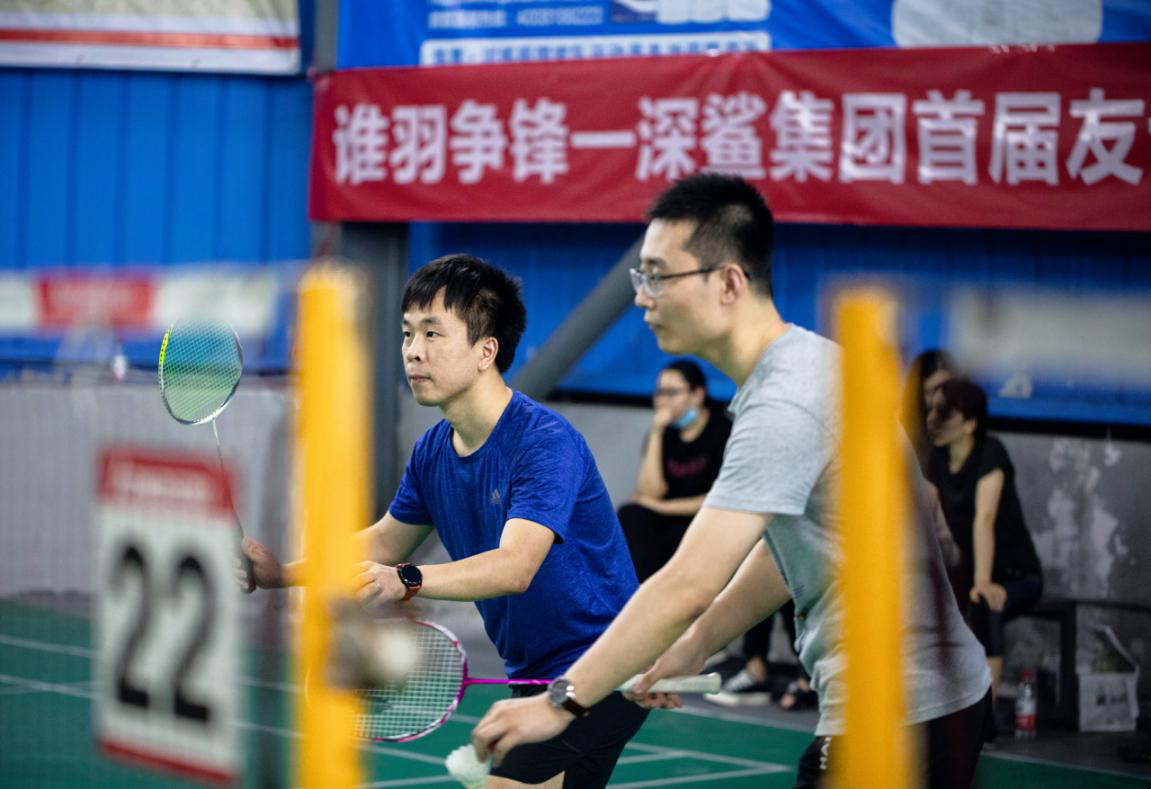 深鯊比賽 深鯊比賽